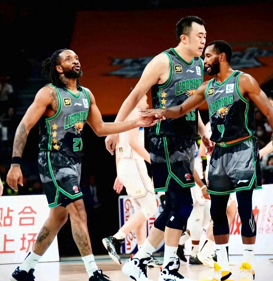 关于加时末段广厦男篮备战德国杯，豪取连胜细节曝光，更衣室稳定，轮换策略成焦点的信息